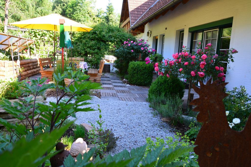 Villa Weingut Seiner Vlg. Kraxner à Greisdorf Extérieur photo