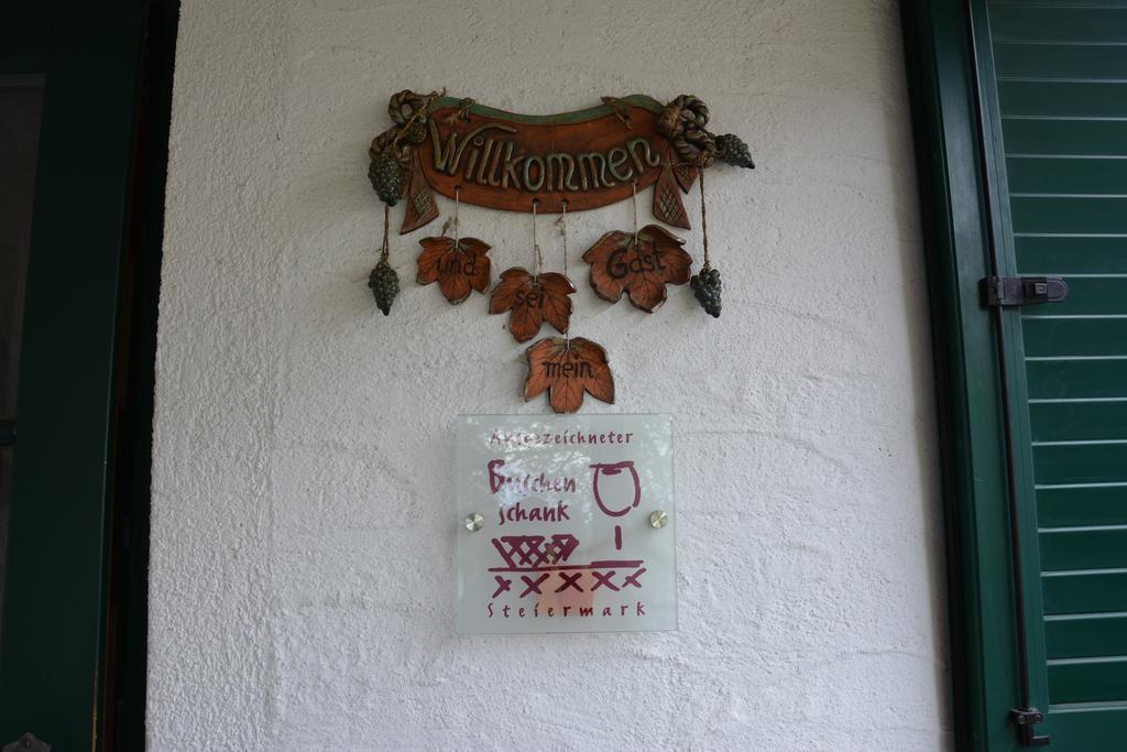 Villa Weingut Seiner Vlg. Kraxner à Greisdorf Extérieur photo
